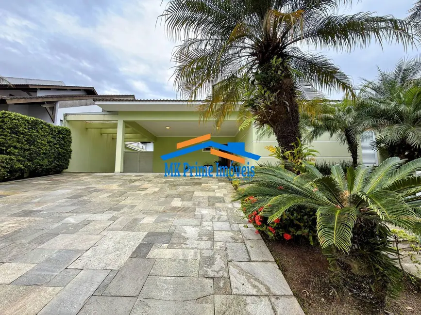 Foto 3 de Casa de Condomínio com 4 quartos para alugar, 350m2 em Tamboré, Santana De Parnaiba - SP