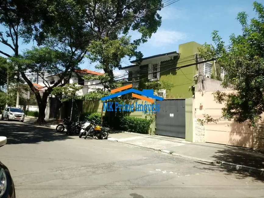 Sobrado com 3 quartos à venda, 700m2 em Higienópolis, São Paulo - SP - imagem 8 Foto 8 de Sobrado com 3 quartos à venda, 700m2 em Higienópolis, São Paulo - SP