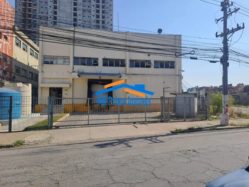 Foto 2 de Terreno / Lote à venda, 2596m2 em Água Branca, São Paulo - SP