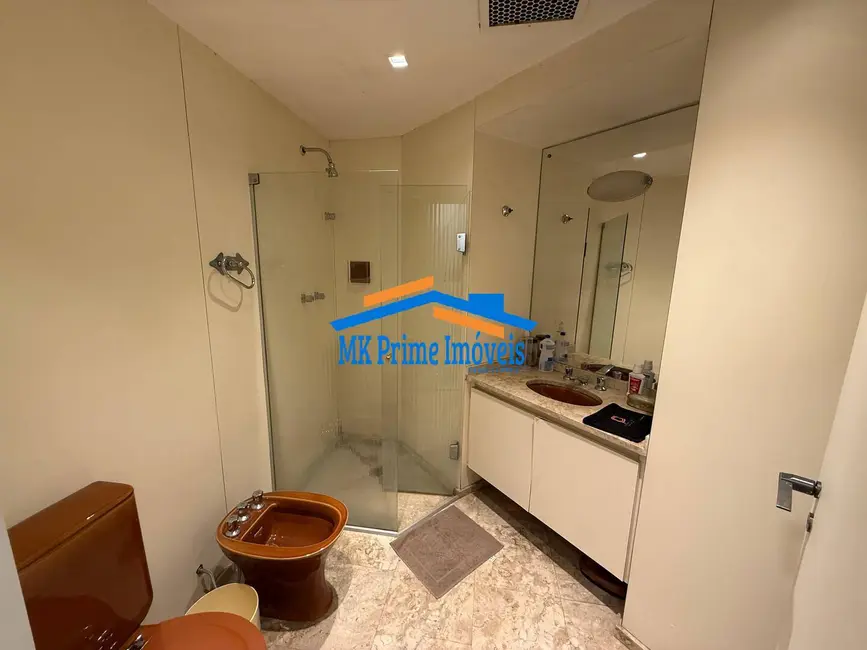 Foto 7 de Apartamento com 3 quartos para alugar, 224m2 em Jardim Paulista, São Paulo - SP