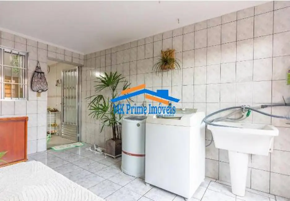 Foto 9 de Sobrado com 4 quartos para alugar, 249m2 em Cidade das Flores, Osasco - SP