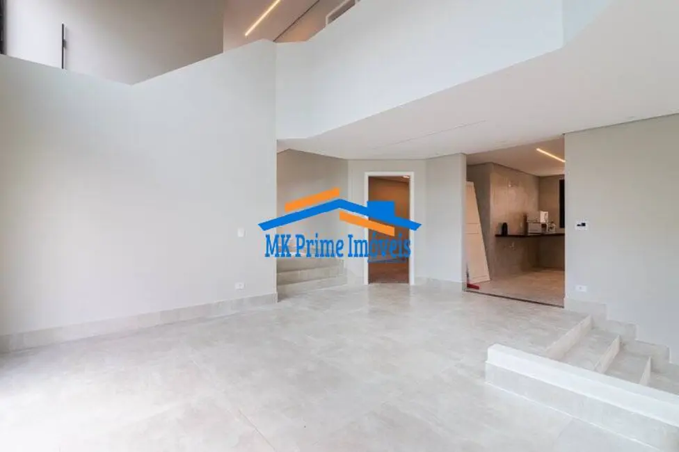 Casa de Condomínio com 4 quartos à venda, 316m2 em Alphaville, Santana De Parnaiba - SP - imagem 4 Foto 4 de Casa de Condomínio com 4 quartos à venda, 316m2 em Alphaville, Santana De Parnaiba - SP