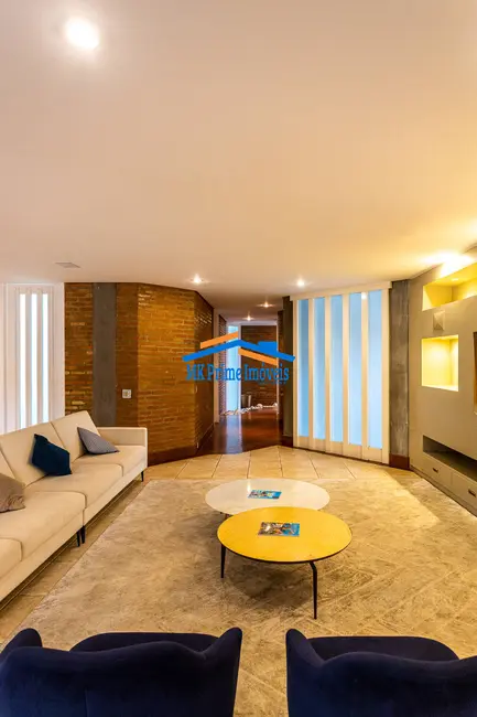 Casa de Condomínio com 4 quartos para alugar, 750m2 em Tamboré, Santana De Parnaiba - SP - imagem 6 Foto 6 de Casa de Condomínio com 4 quartos para alugar, 750m2 em Tamboré, Santana De Parnaiba - SP