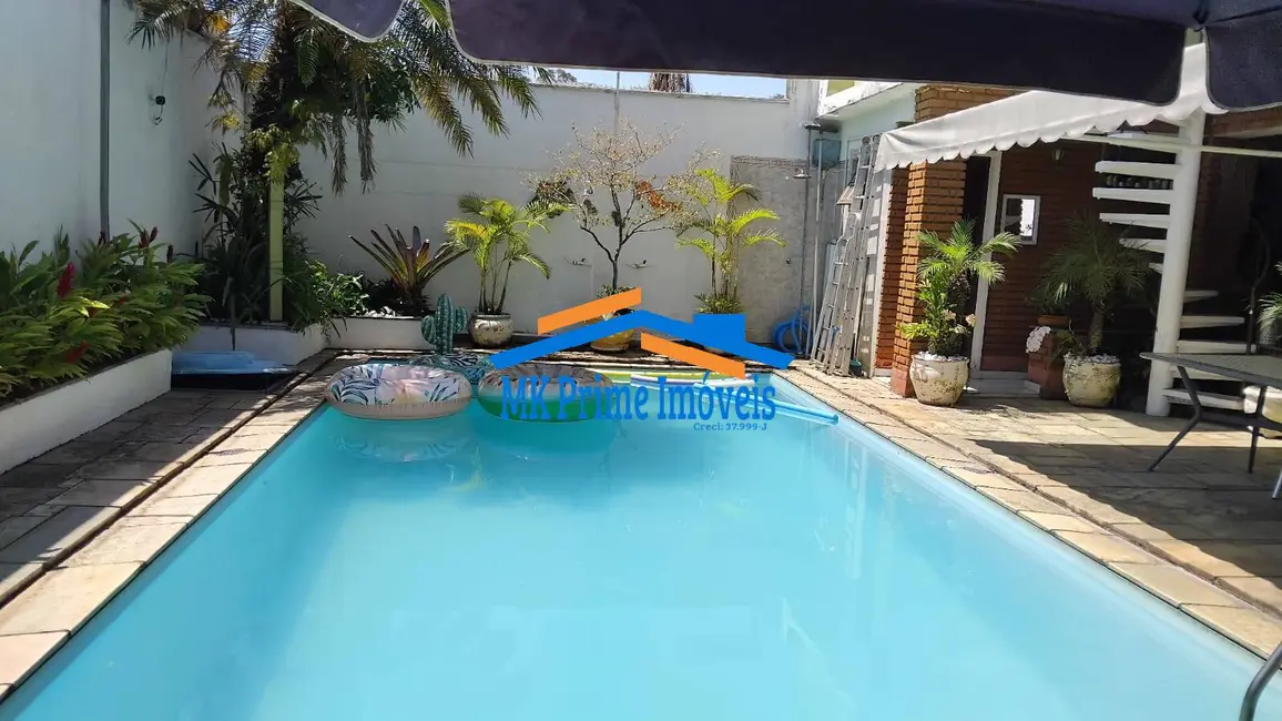 Foto 2 de Sobrado com 4 quartos à venda, 226m2 em City Bussocaba, Osasco - SP