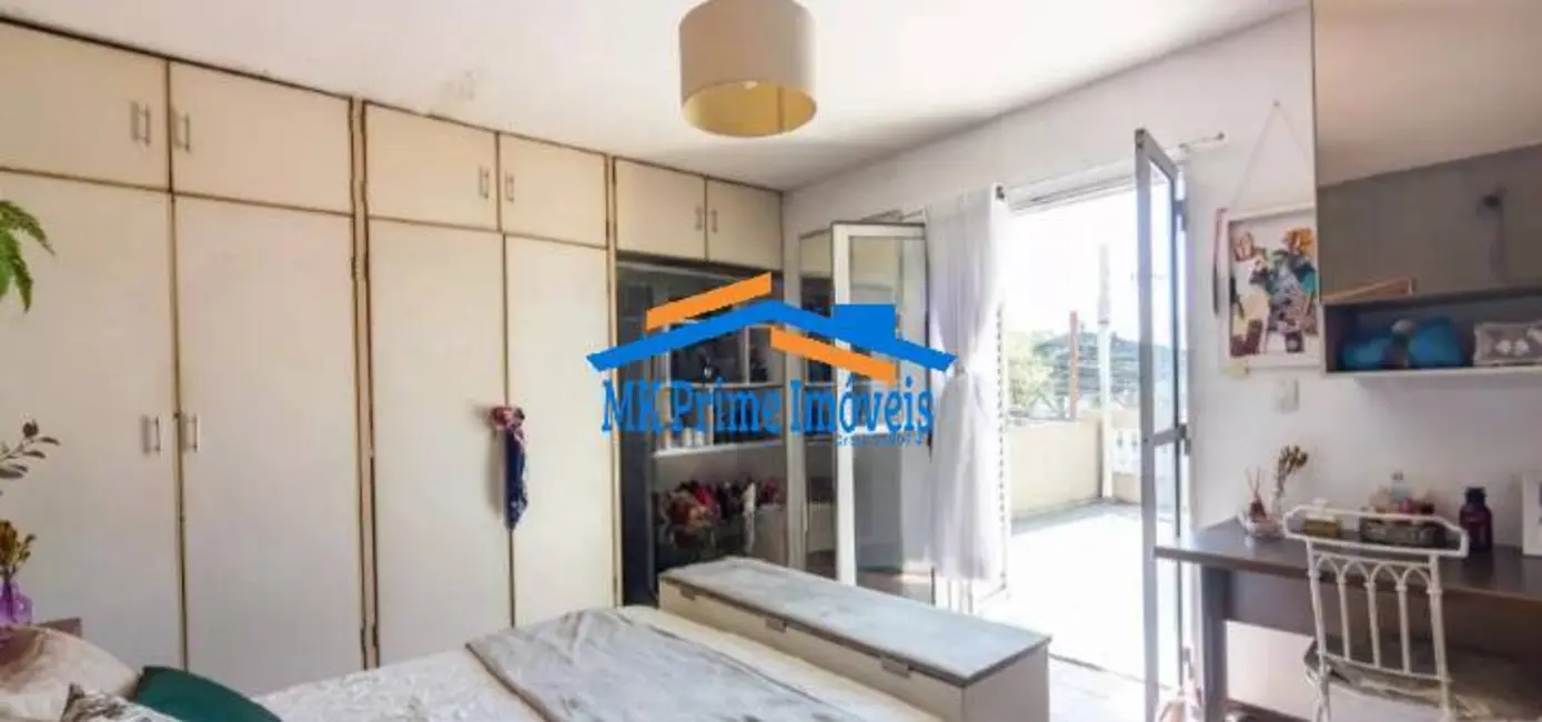 Foto 9 de Sobrado com 3 quartos à venda, 165m2 em São Pedro, Osasco - SP