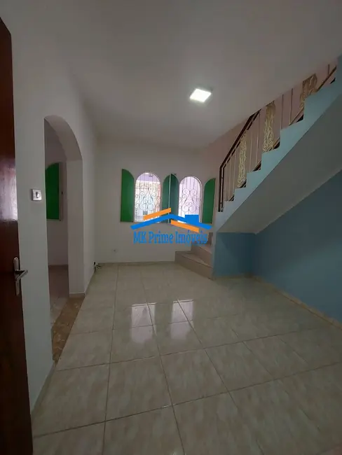 Sobrado com 4 quartos à venda, 238m2 em Osasco - SP - imagem 3 Foto 3 de Sobrado com 4 quartos à venda, 238m2 em Osasco - SP