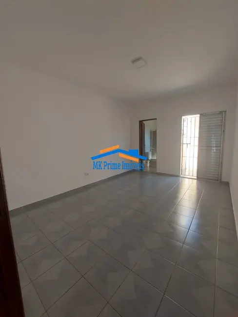 Sobrado com 4 quartos à venda, 238m2 em Osasco - SP - imagem 8 Foto 8 de Sobrado com 4 quartos à venda, 238m2 em Osasco - SP