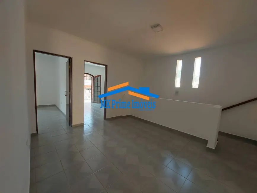 Sobrado com 4 quartos à venda, 238m2 em Osasco - SP - imagem 6 Foto 6 de Sobrado com 4 quartos à venda, 238m2 em Osasco - SP