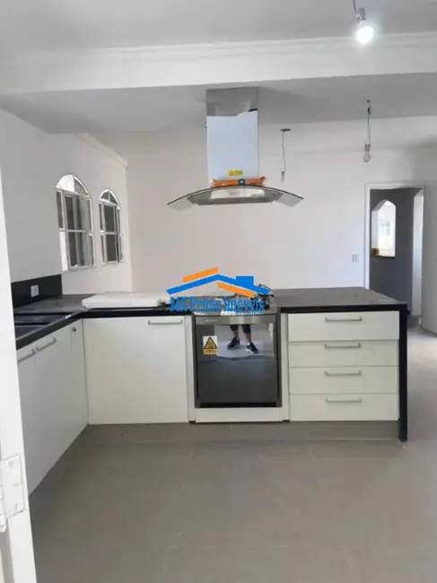 Casa de Condomínio com 4 quartos para alugar, 500m2 em Alphaville Residencial Dois, Barueri - SP - imagem 6 Foto 6 de Casa de Condomínio com 4 quartos para alugar, 500m2 em Alphaville Residencial Dois, Barueri - SP