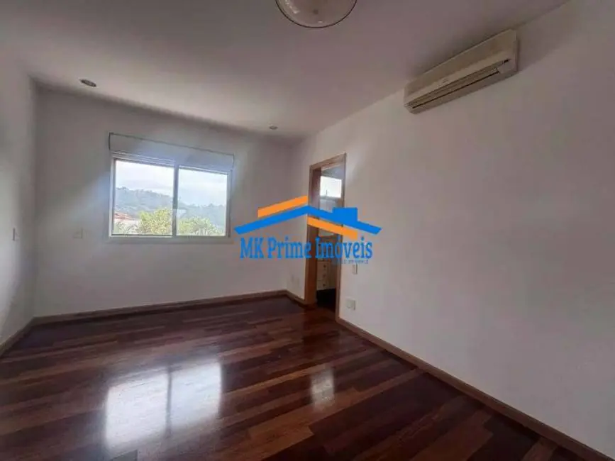 Casa de Condomínio com 4 quartos à venda e para alugar, 630m2 em Barueri - SP - imagem 8 Foto 8 de Casa de Condomínio com 4 quartos à venda e para alugar, 630m2 em Barueri - SP