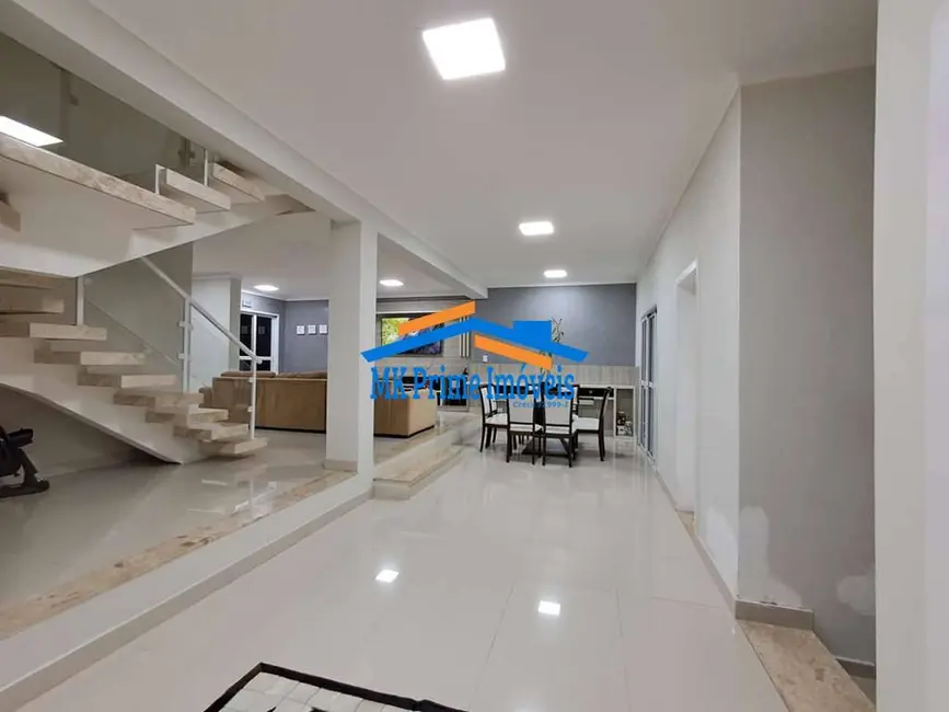 Casa de Condomínio com 3 quartos para alugar, 379m2 em Itapevi - SP - imagem 4 Foto 4 de Casa de Condomínio com 3 quartos para alugar, 379m2 em Itapevi - SP