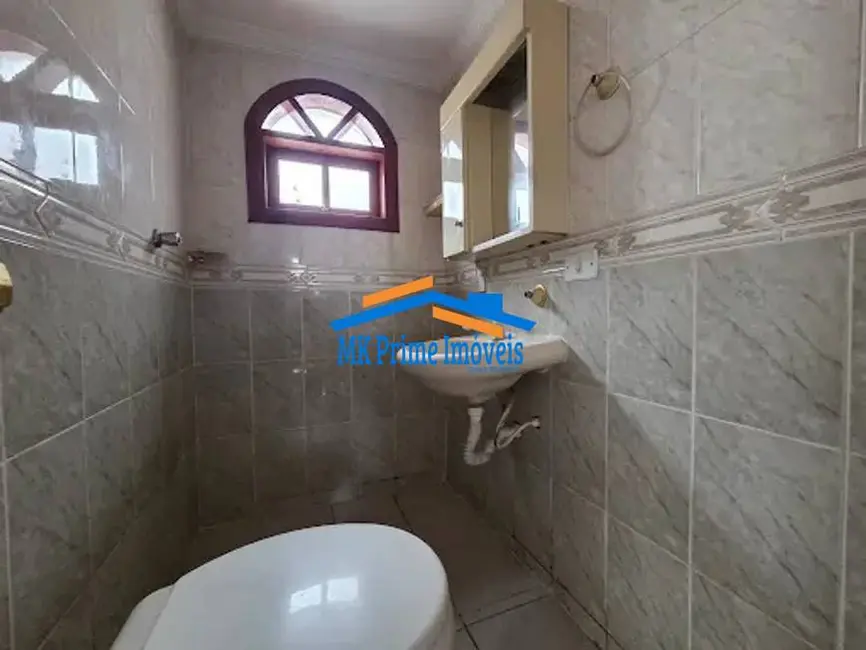 Casa com 3 quartos para alugar, 100m2 em Jardim das Flores, Osasco - SP - imagem 8 Foto 8 de Casa com 3 quartos para alugar, 100m2 em Jardim das Flores, Osasco - SP