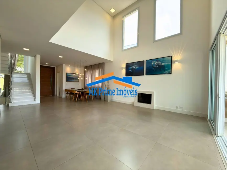 Foto 8 de Casa de Condomínio com 4 quartos para alugar, 490m2 em Tamboré, Santana De Parnaiba - SP