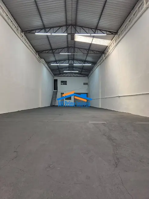 Foto 2 de Armazém / Galpão à venda, 250m2 em km 18, Osasco - SP