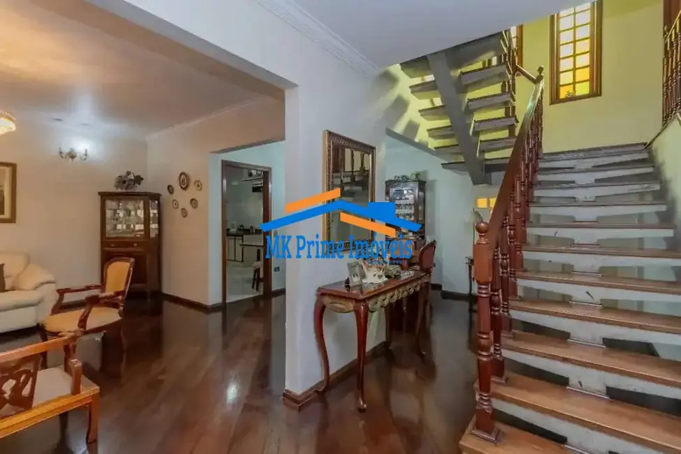 Sobrado com 3 quartos à venda, 241m2 em Centro, Osasco - SP - imagem 7 Foto 7 de Sobrado com 3 quartos à venda, 241m2 em Centro, Osasco - SP