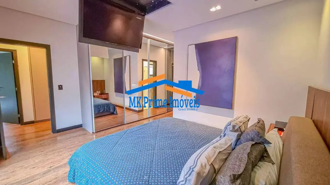 Casa de Condomínio com 4 quartos à venda, 300m2 em Alphaville, Santana De Parnaiba - SP - imagem 8 Foto 8 de Casa de Condomínio com 4 quartos à venda, 300m2 em Alphaville, Santana De Parnaiba - SP