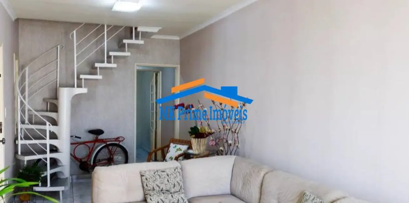 Foto 3 de Sobrado com 3 quartos à venda, 215m2 em Jaguaribe, Osasco - SP