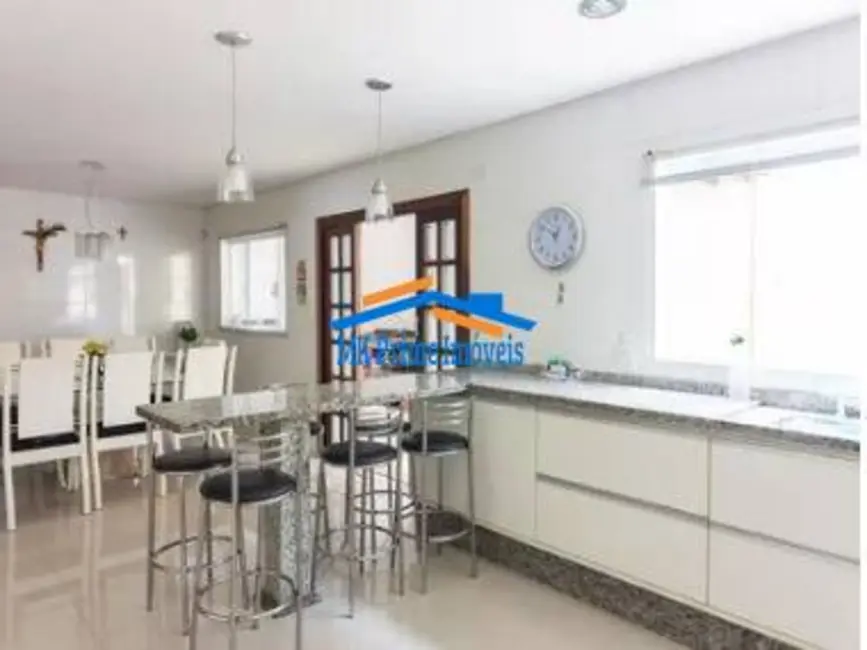 Foto 6 de Sobrado com 3 quartos à venda, 278m2 em Jaguaribe, Osasco - SP