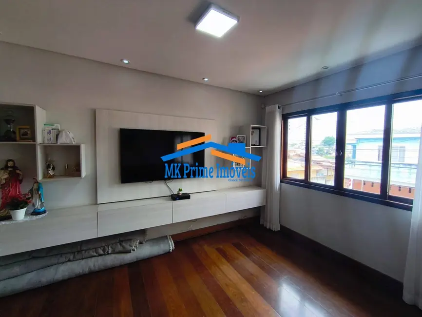 Foto 3 de Sobrado com 3 quartos à venda, 278m2 em Jaguaribe, Osasco - SP