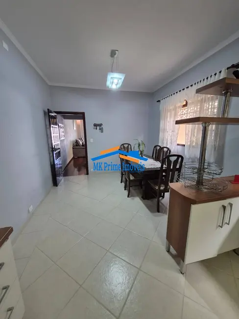 Foto 9 de Sobrado com 3 quartos à venda, 237m2 em Bela Vista, Osasco - SP