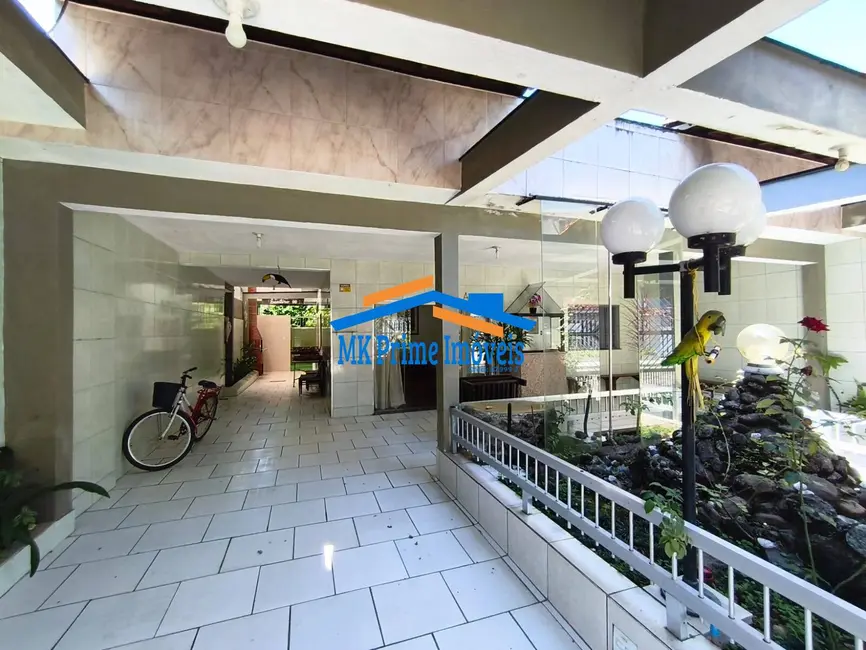 Casa com 6 quartos à venda, 199m2 em Mongagua - SP - imagem 5 Foto 5 de Casa com 6 quartos à venda, 199m2 em Mongagua - SP