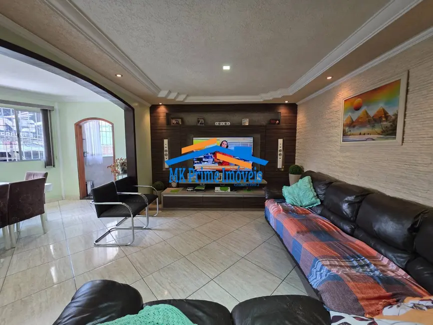 Foto 1 de Casa com 3 quartos à venda e para alugar, 230m2 em Santo Antônio, Osasco - SP