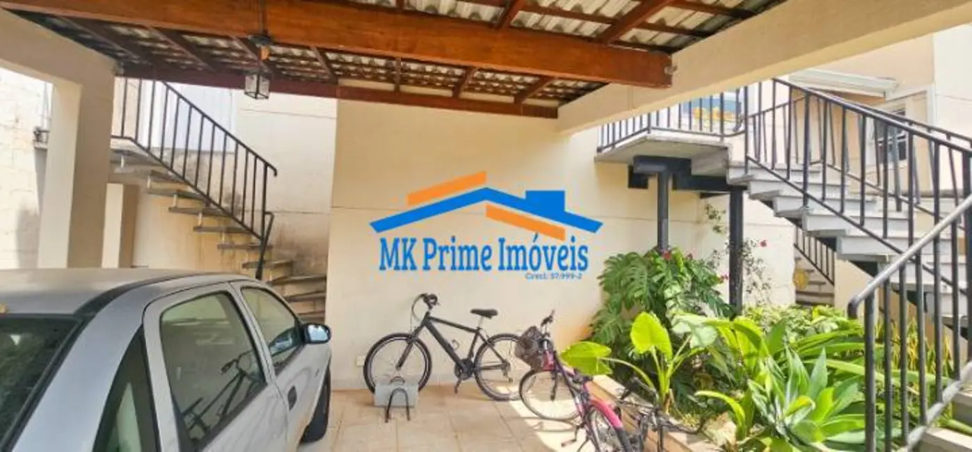 Casa de Condomínio com 3 quartos à venda, 134m2 em Jardim da Glória, Cotia - SP - imagem 3 Foto 3 de Casa de Condomínio com 3 quartos à venda, 134m2 em Jardim da Glória, Cotia - SP