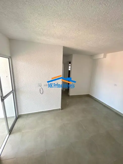 Foto 2 de Apartamento com 2 quartos para alugar, 39m2 em Jardim Mangalot, São Paulo - SP