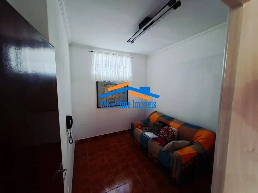 Casa com 3 quartos à venda, 161m2 em Vila Boa Vista, Barueri - SP - imagem 9 Foto 9 de Casa com 3 quartos à venda, 161m2 em Vila Boa Vista, Barueri - SP