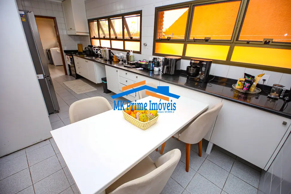 Casa de Condomínio com 4 quartos à venda, 560m2 em Alphaville, Santana De Parnaiba - SP - imagem 6 Foto 6 de Casa de Condomínio com 4 quartos à venda, 560m2 em Alphaville, Santana De Parnaiba - SP