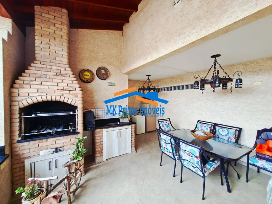 Foto 4 de Casa com 3 quartos à venda, 380m2 em Parque Dom Henrique, Cotia - SP