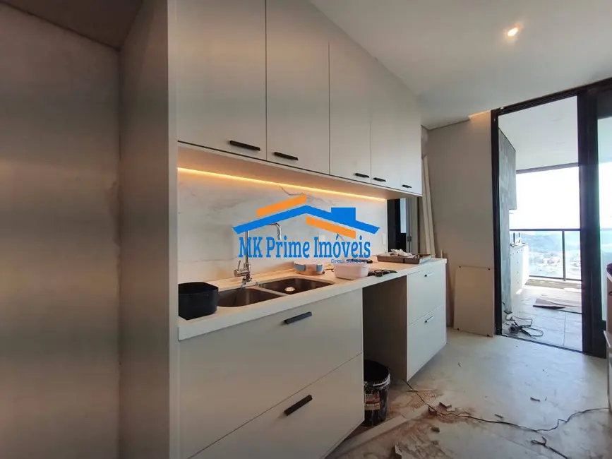 Apartamento com 3 quartos para alugar, 183m2 em Vila Yara, Osasco - SP - imagem 8 Foto 8 de Apartamento com 3 quartos para alugar, 183m2 em Vila Yara, Osasco - SP