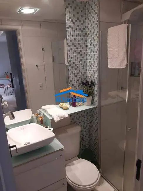 Foto 9 de Apartamento com 2 quartos à venda, 42m2 em São Pedro, Osasco - SP