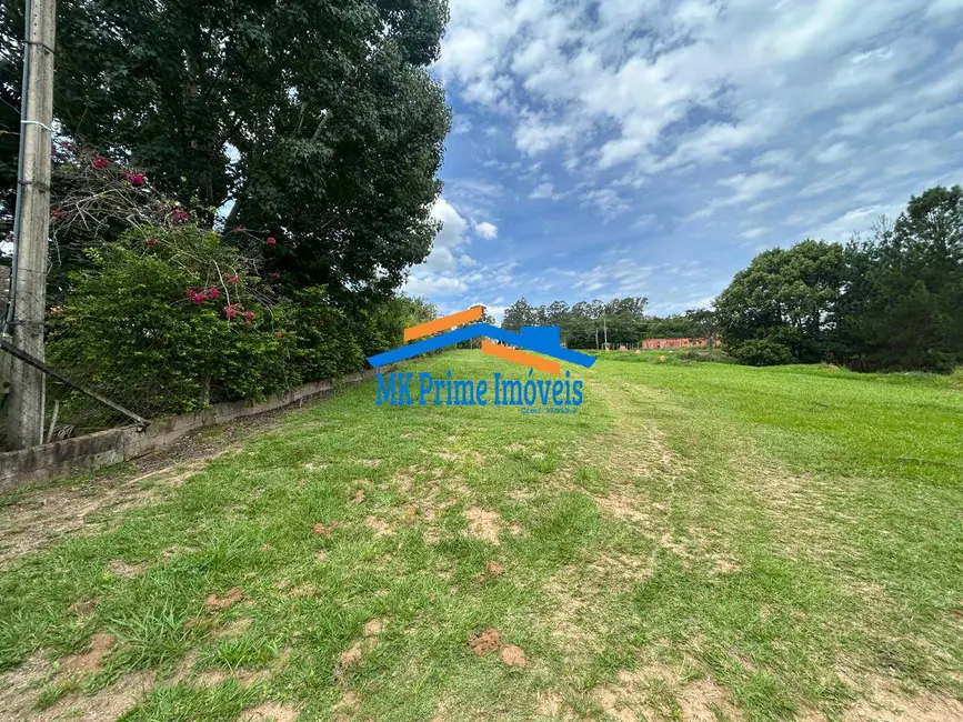 Foto 3 de Terreno / Lote à venda, 1000m2 em Alambari - SP