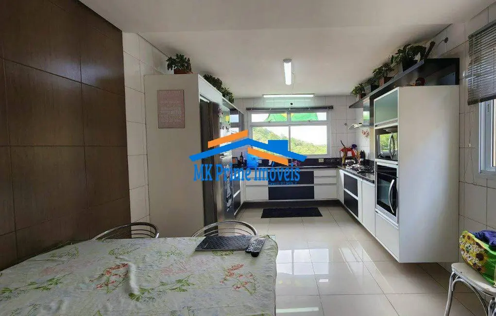 Foto 8 de Casa de Condomínio com 3 quartos à venda, 244m2 em Jardim Rio das Pedras, Cotia - SP