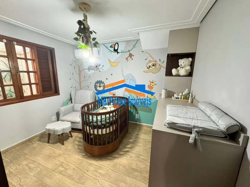 Casa com 3 quartos à venda, 270m2 em Jardim das Flores, Cotia - SP - imagem 5 Foto 5 de Casa com 3 quartos à venda, 270m2 em Jardim das Flores, Cotia - SP