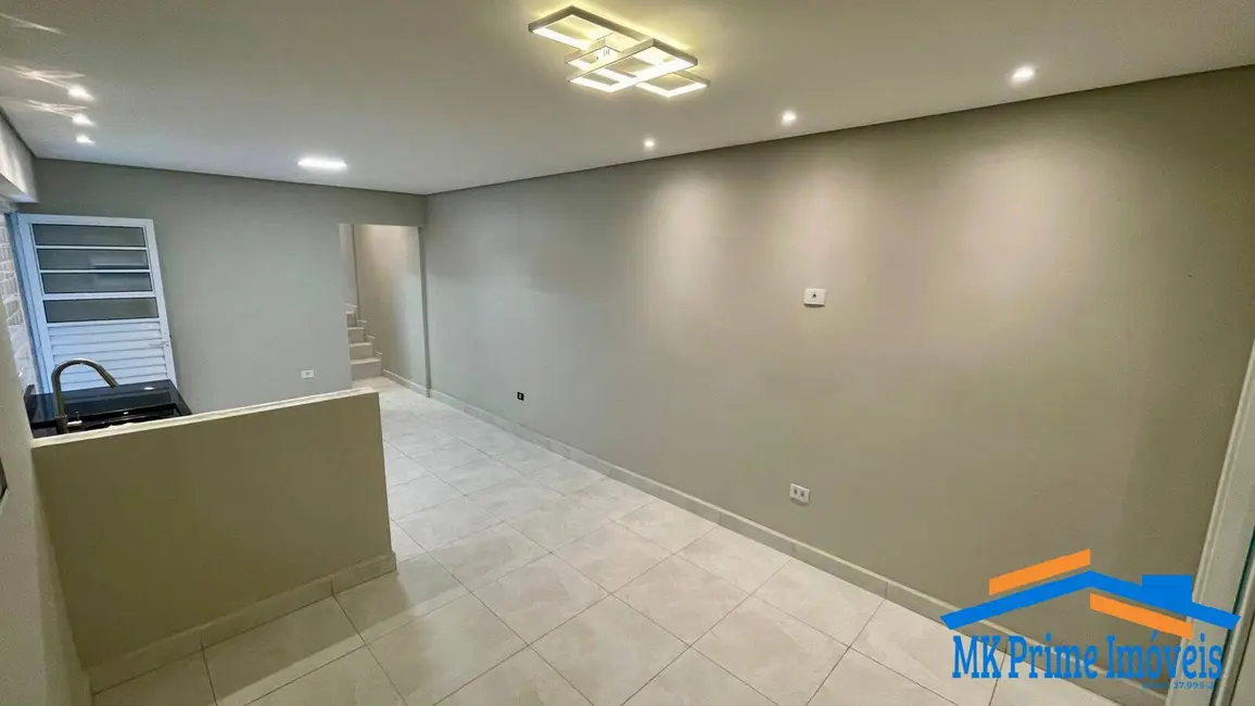 Casa com 2 quartos à venda, 110m2 em Cipava, Osasco - SP - imagem 3 Foto 3 de Casa com 2 quartos à venda, 110m2 em Cipava, Osasco - SP