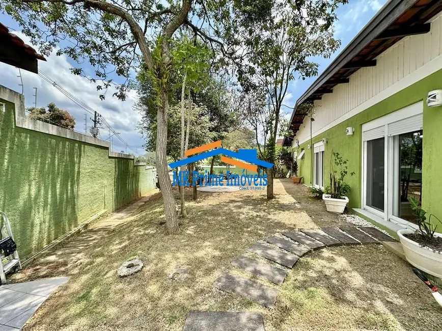 Foto 8 de Casa com 8 quartos à venda e para alugar, 445m2 em Granja Viana, Cotia - SP