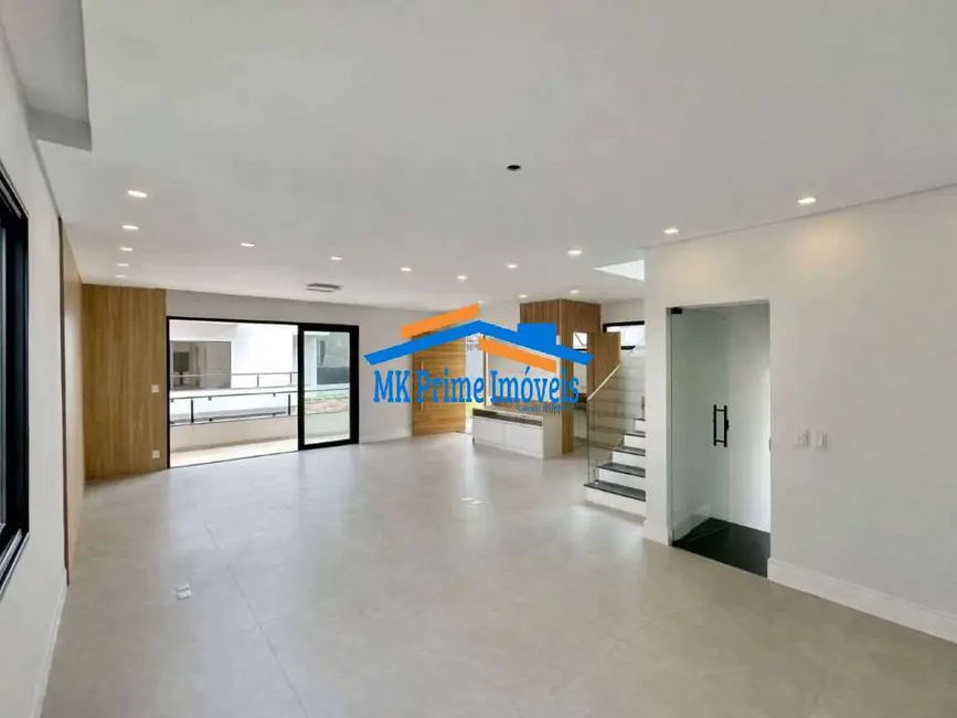 Foto 4 de Casa de Condomínio com 3 quartos à venda, 326m2 em Chácara do Refúgio, Carapicuiba - SP