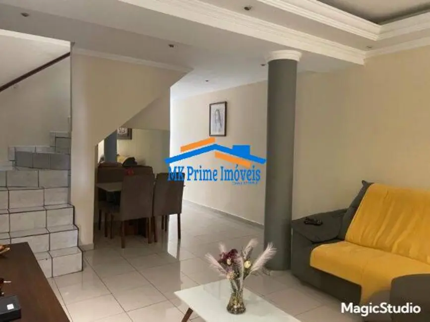 Foto 1 de Sobrado com 4 quartos para alugar, 256m2 em Quitaúna, Osasco - SP