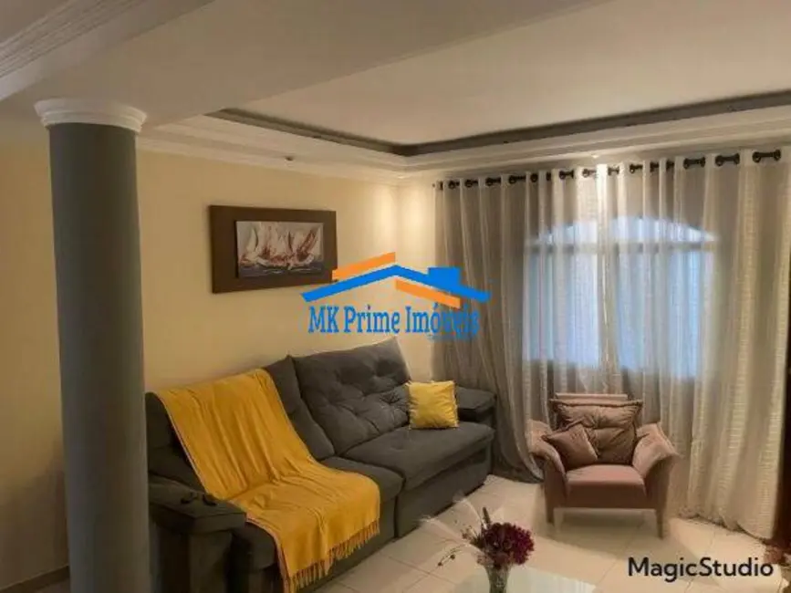 Foto 2 de Sobrado com 4 quartos para alugar, 256m2 em Quitaúna, Osasco - SP