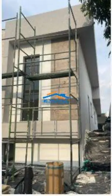 Casa com 2 quartos à venda, 126m2 em Jardim Elvira, Osasco - SP - imagem 5 Foto 5 de Casa com 2 quartos à venda, 126m2 em Jardim Elvira, Osasco - SP