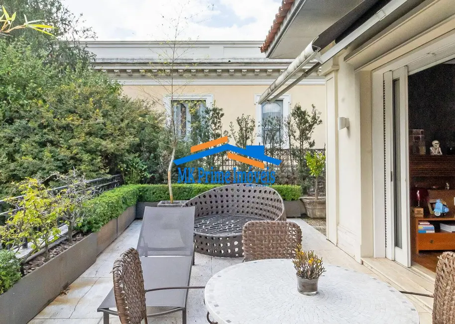 Sobrado com 4 quartos à venda, 580m2 em Jardim América, São Paulo - SP - imagem 4 Foto 4 de Sobrado com 4 quartos à venda, 580m2 em Jardim América, São Paulo - SP