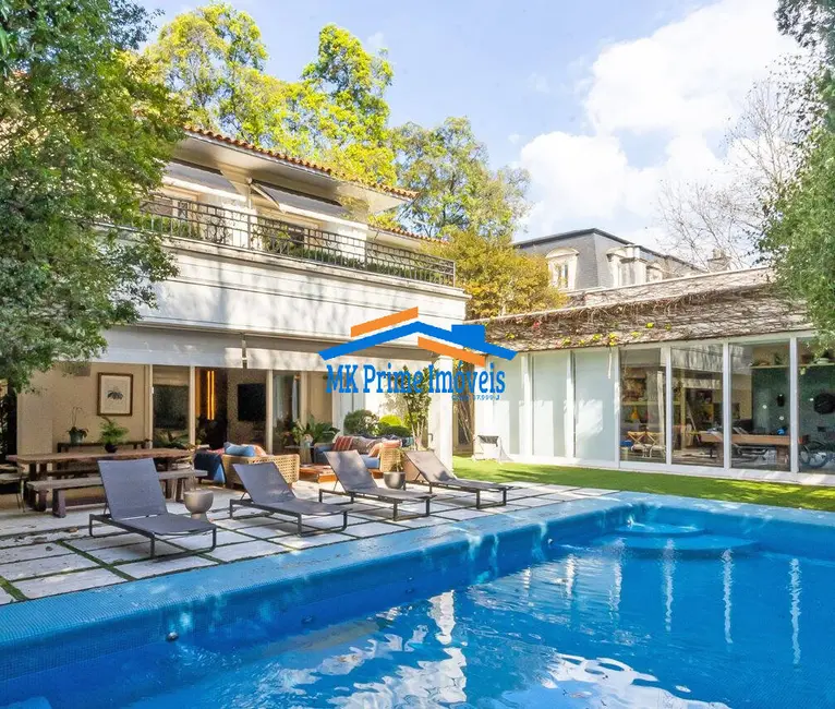 Sobrado com 4 quartos à venda, 580m2 em Jardim América, São Paulo - SP - imagem 1 Foto 1 de Sobrado com 4 quartos à venda, 580m2 em Jardim América, São Paulo - SP