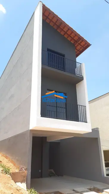 Foto 3 de Casa de Condomínio com 3 quartos à venda, 115m2 em das Pedras, Cotia - SP