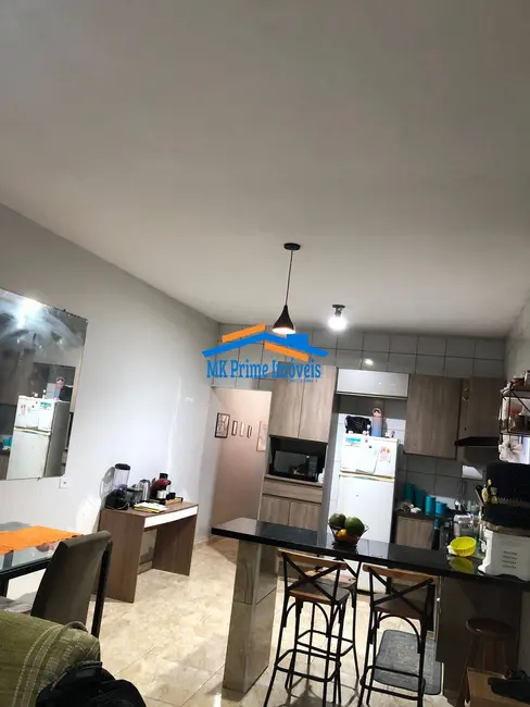 Foto 2 de Casa com 2 quartos à venda, 182m2 em Caputera, Cotia - SP