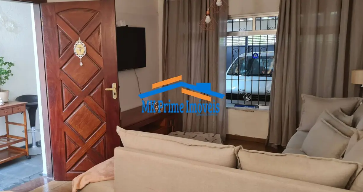 Sobrado com 4 quartos à venda, 180m2 em Umuarama, Osasco - SP - imagem 3 Foto 3 de Sobrado com 4 quartos à venda, 180m2 em Umuarama, Osasco - SP