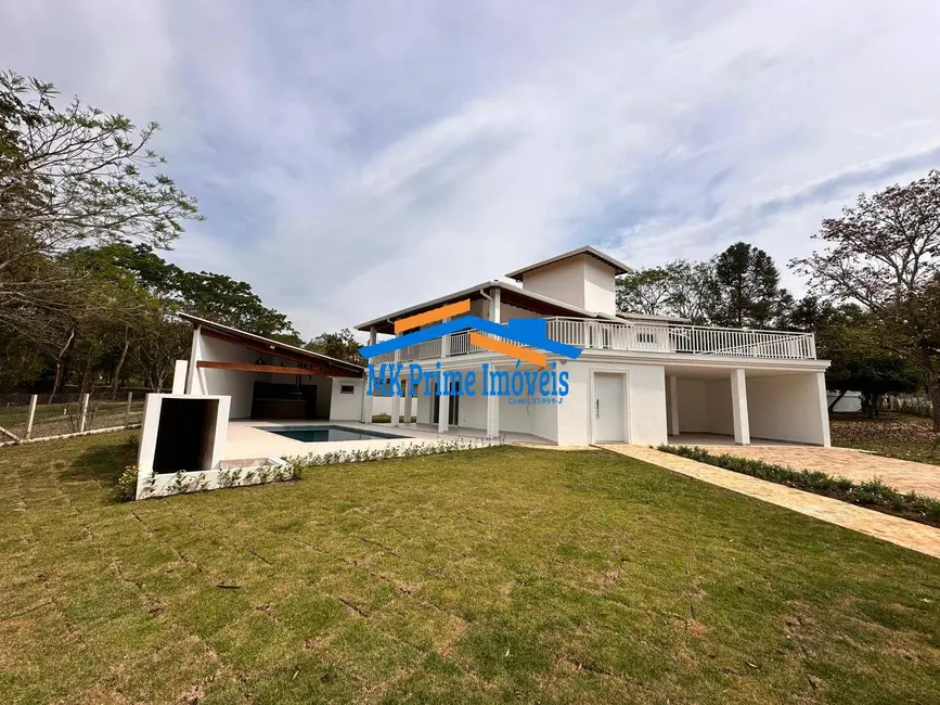 Foto 1 de Casa de Condomínio com 3 quartos à venda, 400m2 em Guararema - SP