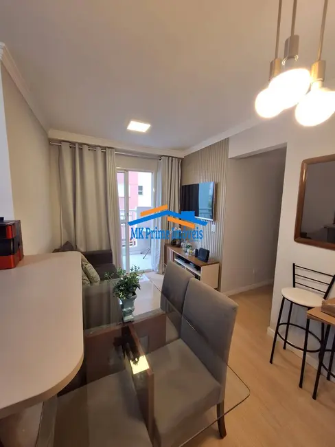 Foto 2 de Apartamento com 2 quartos à venda, 45m2 em Jardim Santa Tereza, Carapicuiba - SP