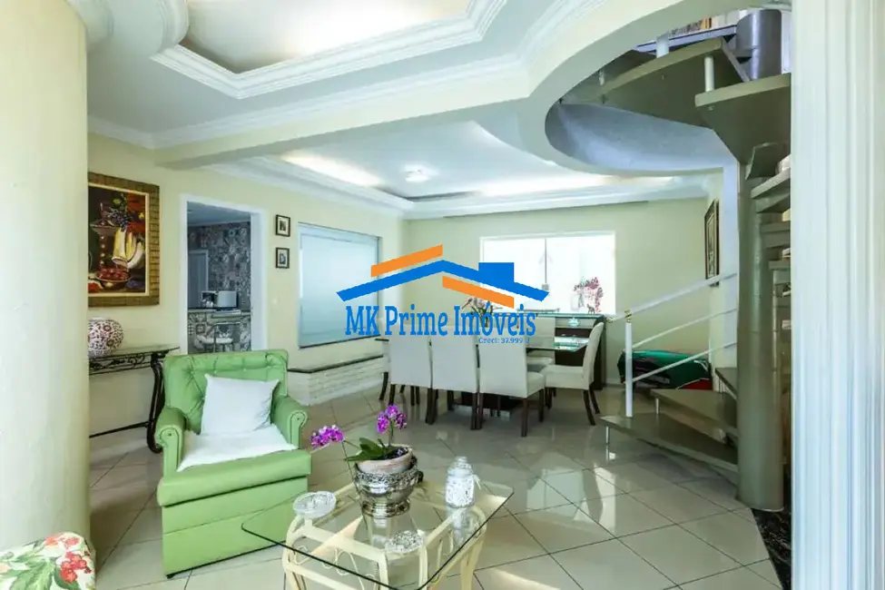 Foto 2 de Sobrado com 4 quartos à venda, 207m2 em Adalgisa, Osasco - SP